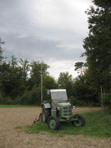 Mein Funktraktor beim Grillplatz Schneisingen