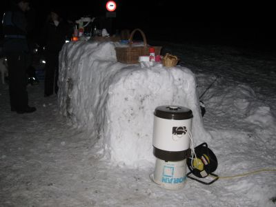 Schneebar für den Schlittelabend am 1.1.2015 ist bereit