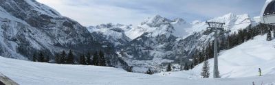 Aussicht von der Bergstation Oeschinensee Richtung Kandersteg