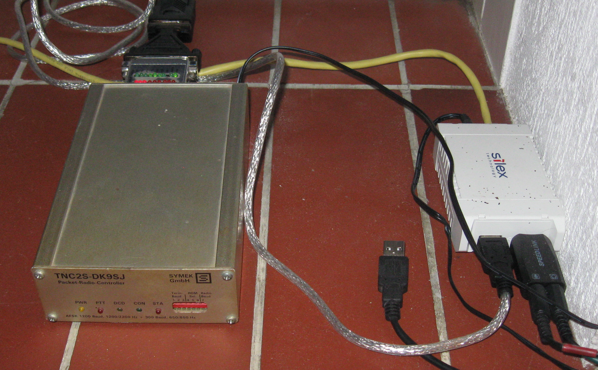Das TNC2S mittels 'USB to serial' Adpaters am USB-Server des FRN-Gateway's