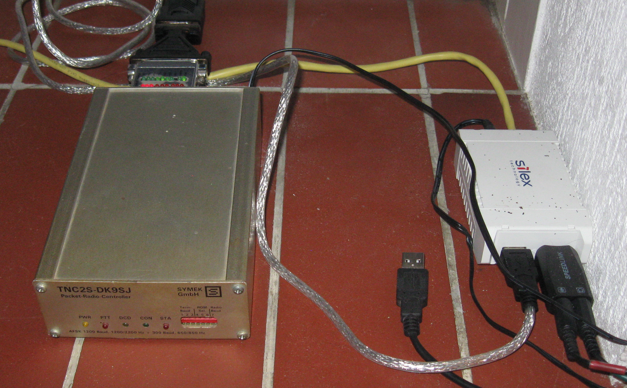 Das TNC2S mittels 'USB to serial' Adpaters am USB-Server des FRN-Gateway's